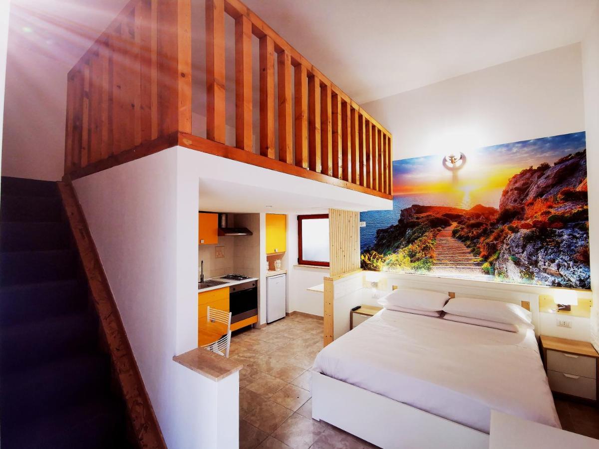 Guru House B&B Apartments Milazzo Bagian luar foto