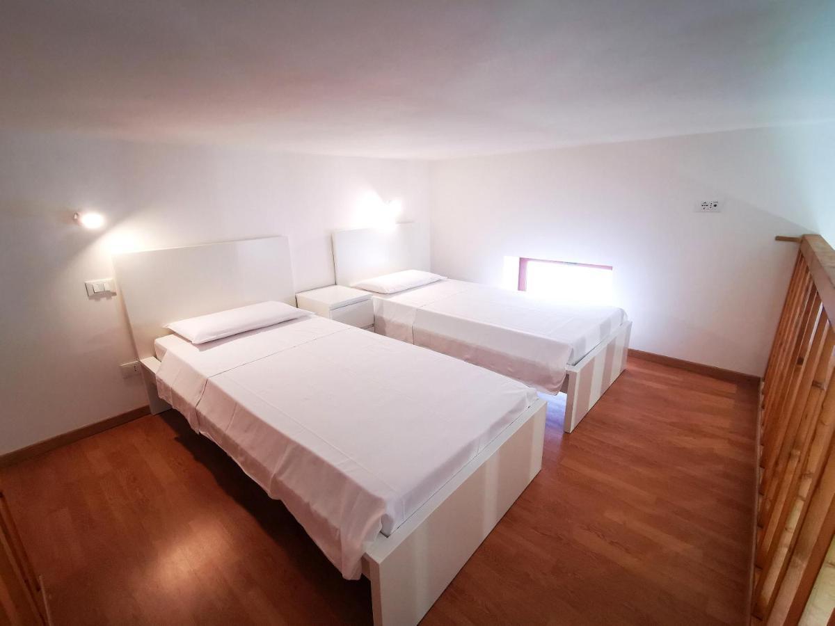 Guru House B&B Apartments Milazzo Bagian luar foto
