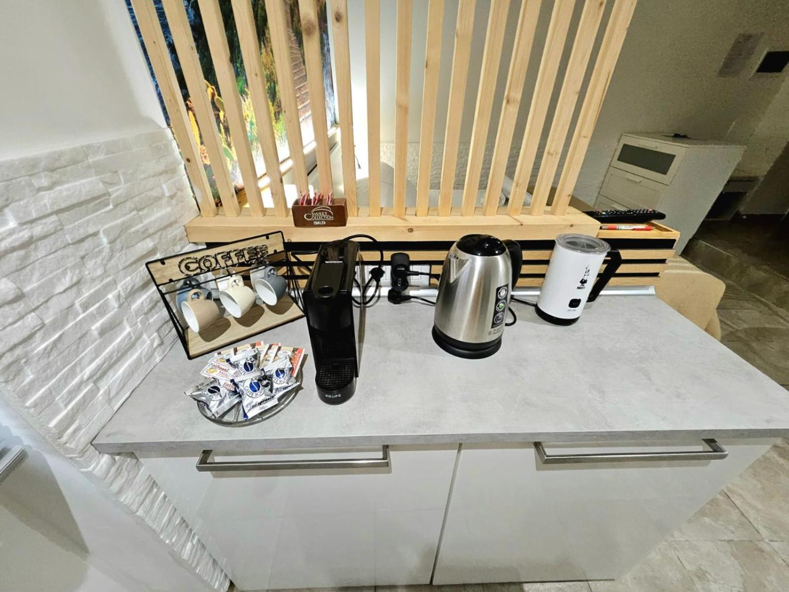 Guru House B&B Apartments Milazzo Bagian luar foto